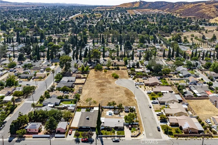 0 King, Banning, California 92220 — photo 4