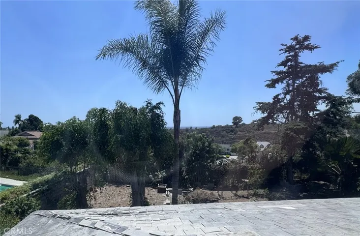 Peek a boo - View