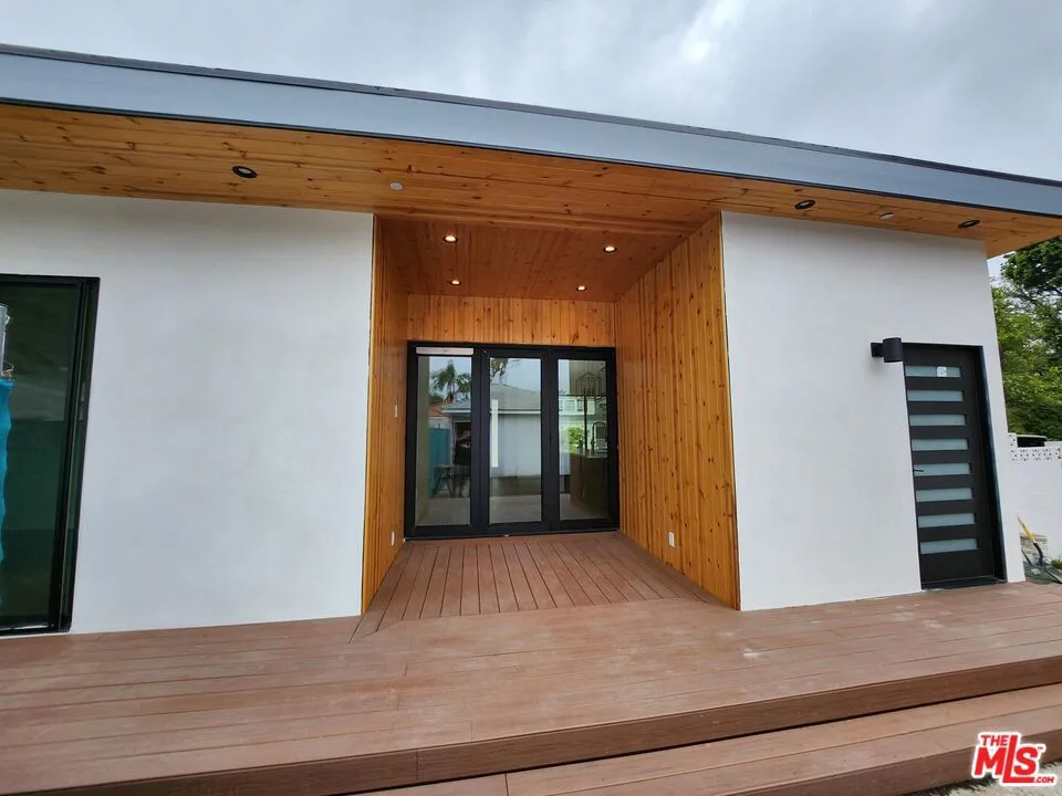 Deck