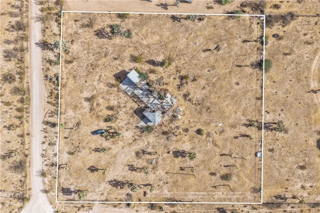 58824 Mesa Dr, Yucca Valley, California 92284 — photo 5