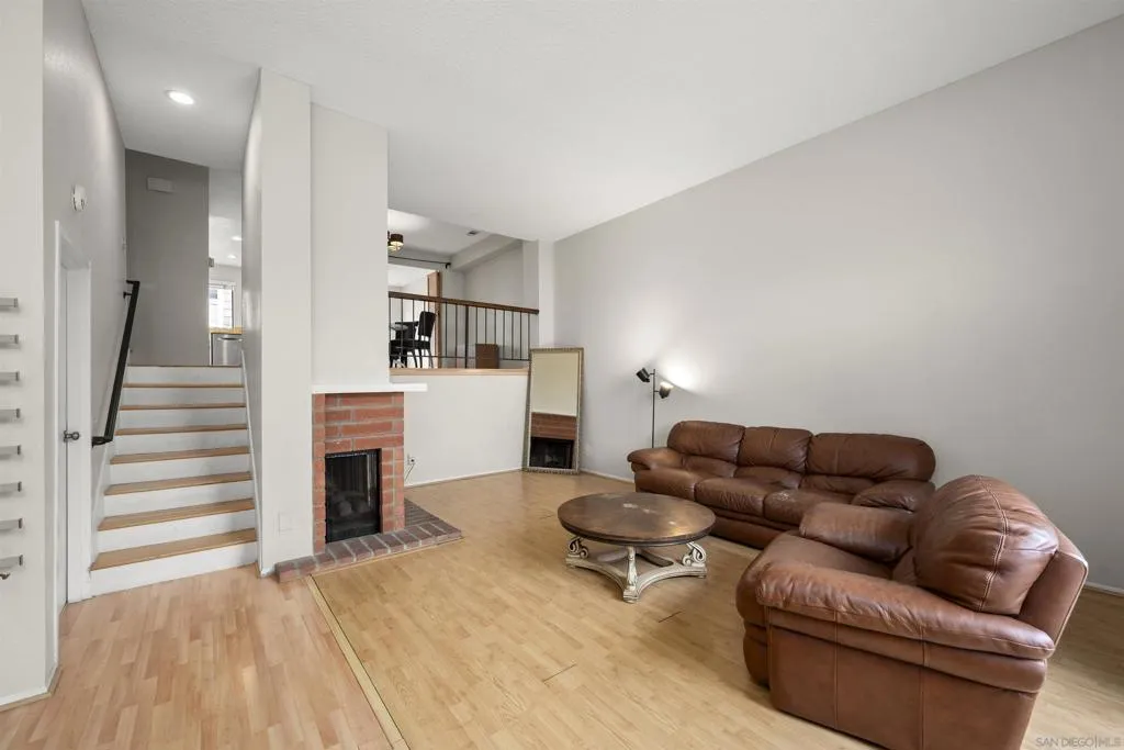 4064 Mahaila Ave C, San Diego, California 92122 — photo 4