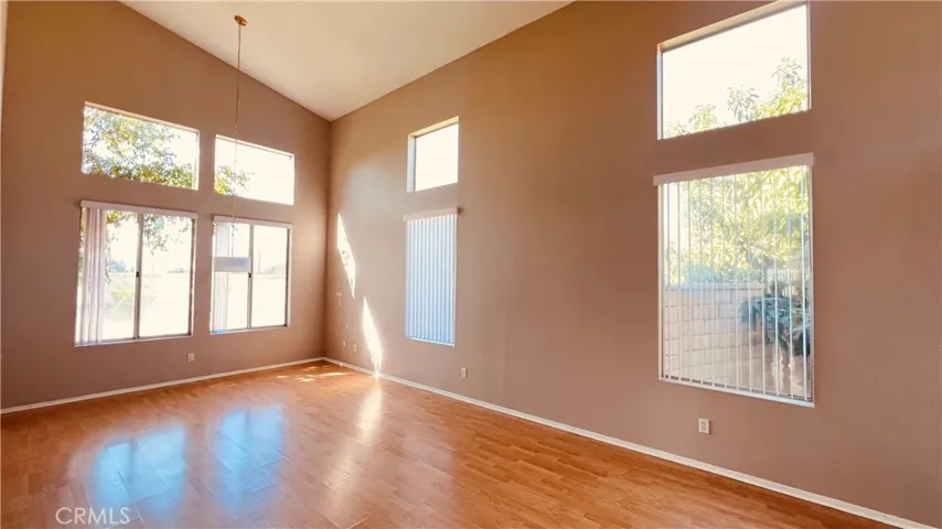 31136 Slate, Mentone, California 92359 — photo 5