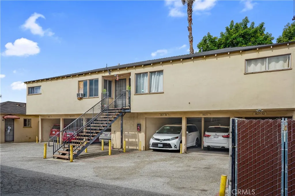3823 Walnut, Cudahy, California 90201 — photo 4