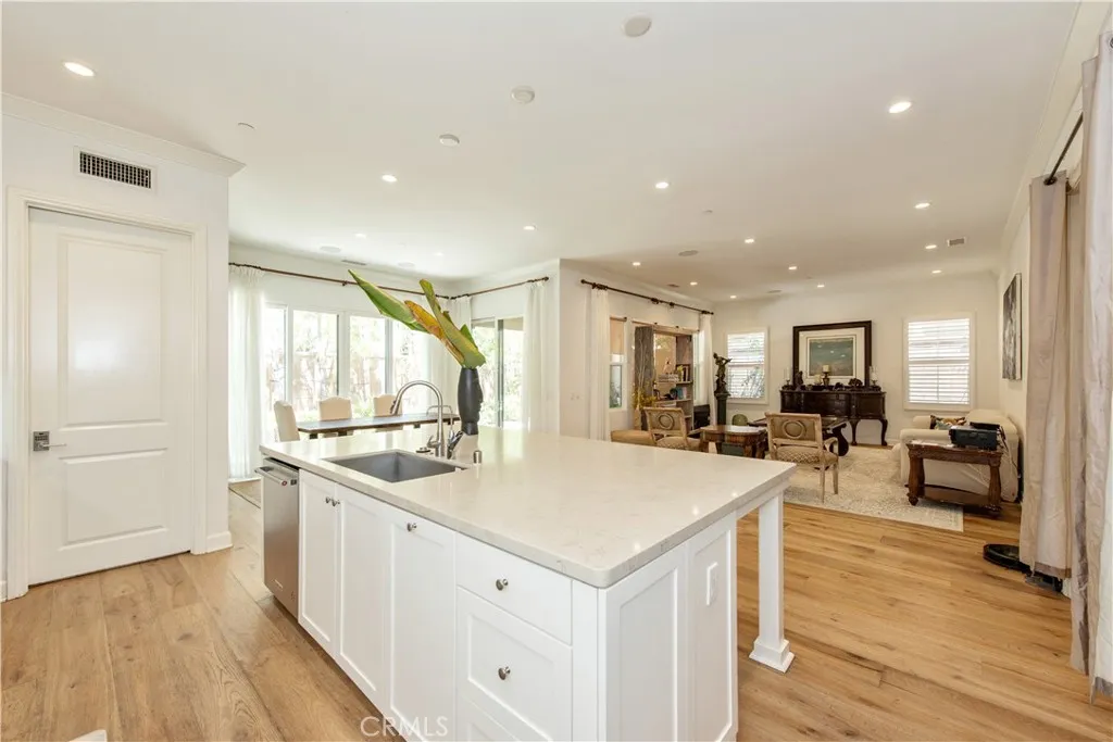 113 Hitching Post, Irvine, California 92620 — photo 4