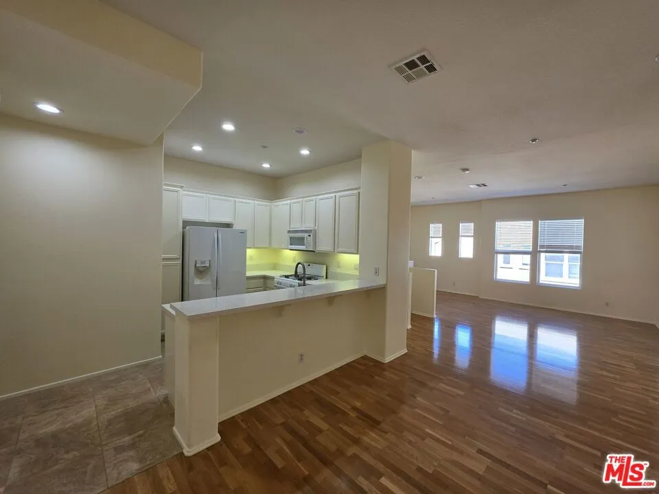 1133 Jewett Drive, Fullerton, California 92833 — photo 5
