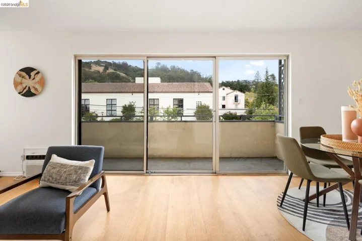 2614 Warring St 9, Berkeley, California 94704 — photo 5