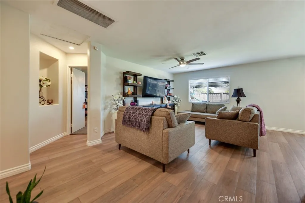 29164 Ocotillo, Lake Elsinore, California 92530 — photo 5