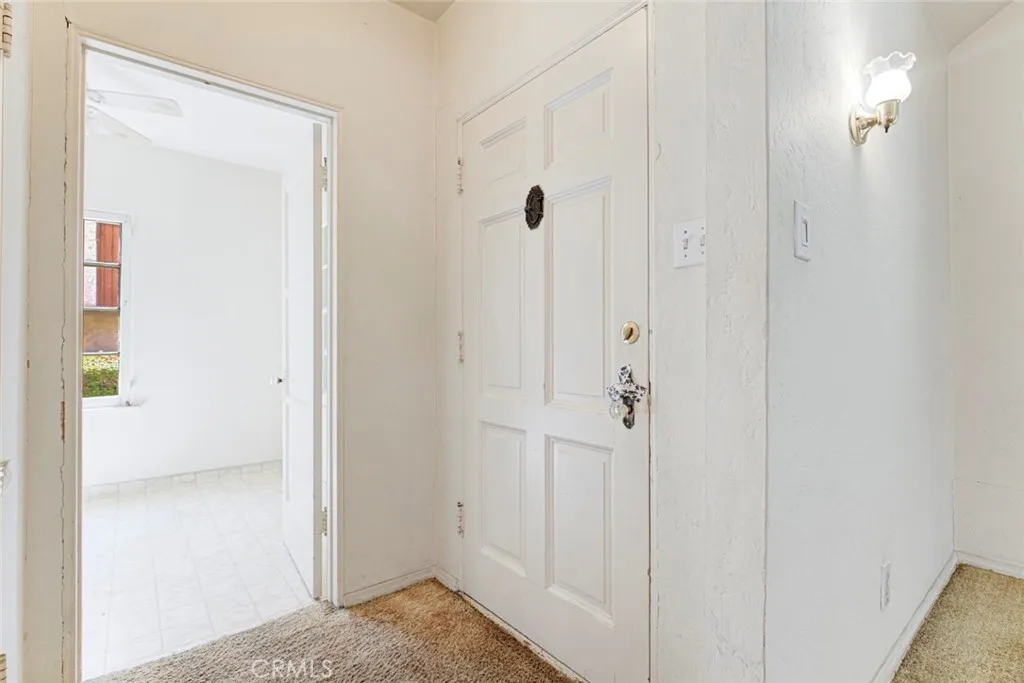 4909 York, Los Angeles, California 90042 — photo 5