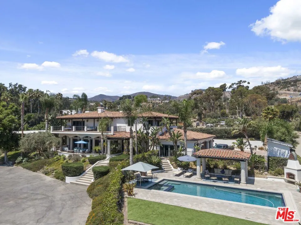 27355 Pacific Coast Hwy