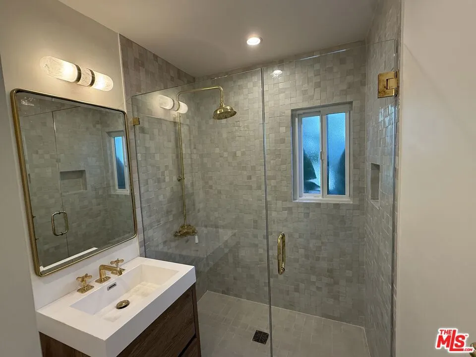 Guest House Bathroom Guest House Bathroom