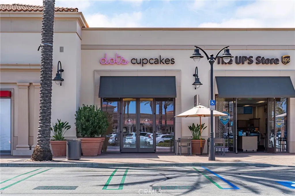 8585 Irvine Center Dr