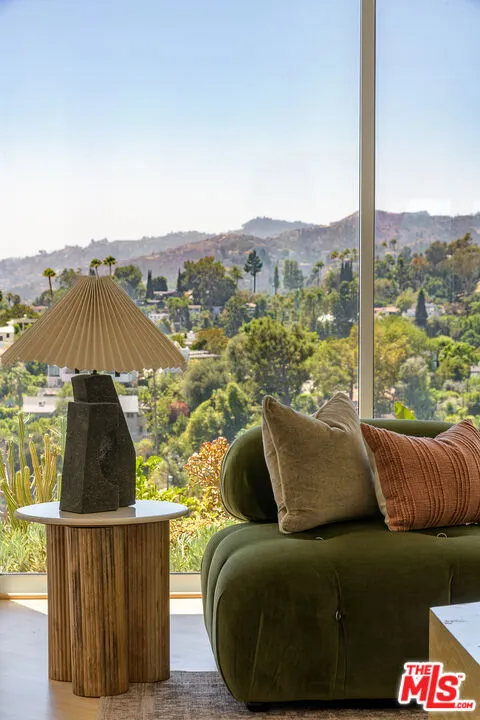 5502 Tuxedo Terrace, Los Angeles, California 90068 — photo 4