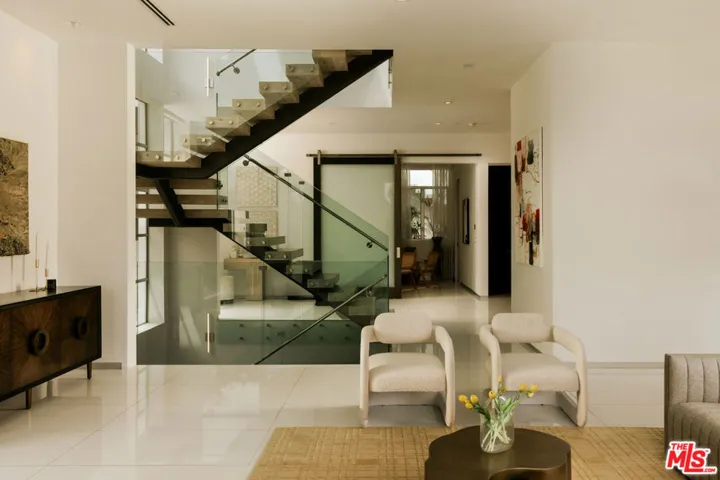 9311 Readcrest Drive, Beverly Hills, California 90210 — photo 4