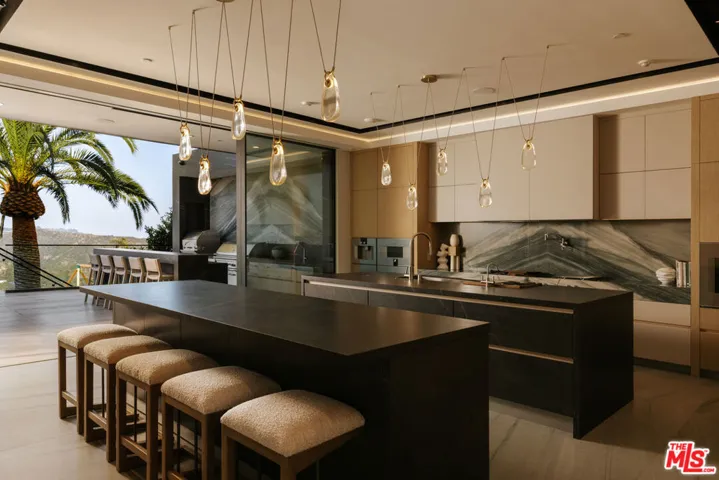 2078 Stradella Road, Los Angeles, California 90077 — photo 4