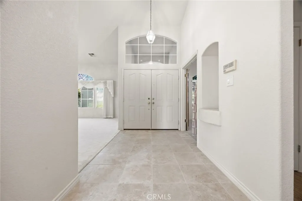 8706 Dalby Court, Bakersfield, California 93313 — photo 5
