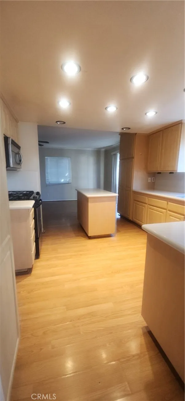 1267 Regent, Corona, California 92882 — photo 4
