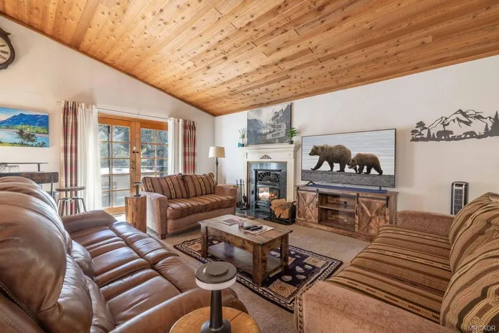 525 Bernhardt Lane, Big Bear, California 92314 — photo 5