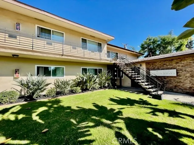 12437 Harris 8