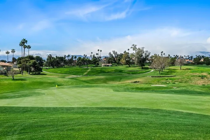 Golf Course DFCC