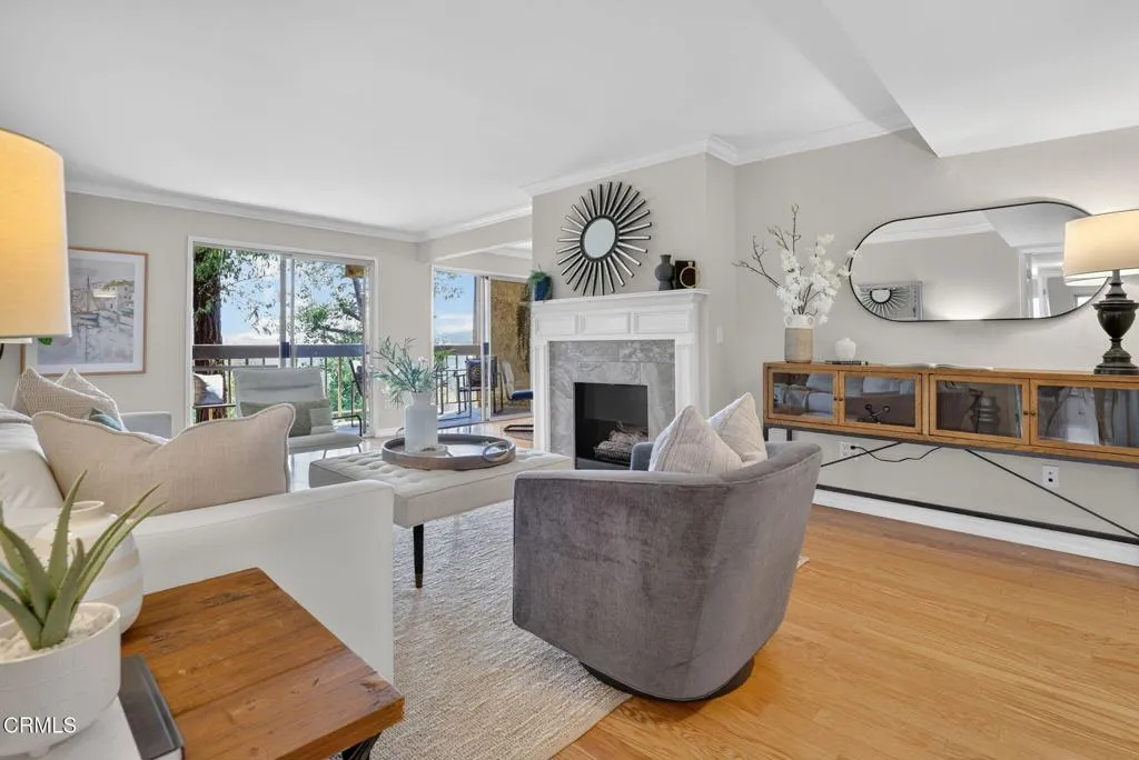 3481 Stancrest Drive 126, Glendale, California 91208 — photo 4