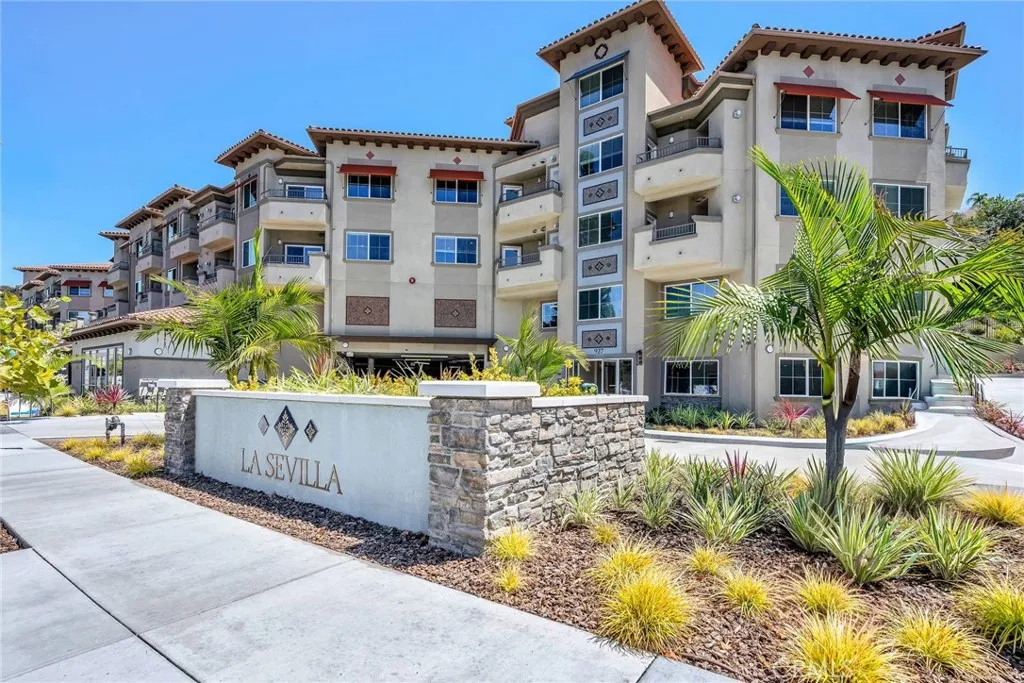 927 Deep Valley 308