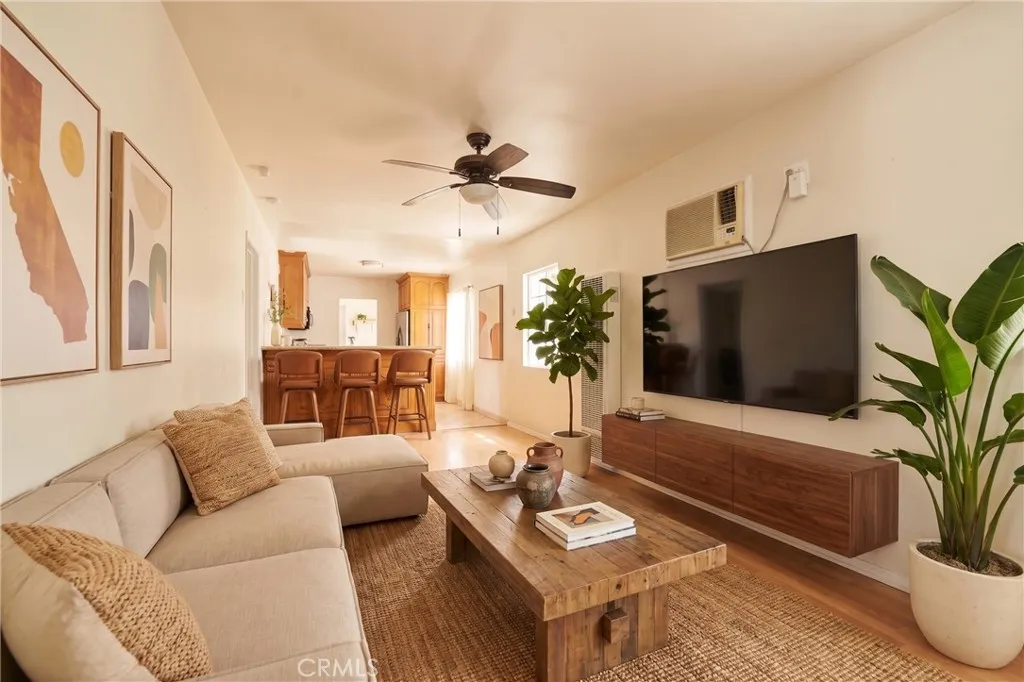 2324 E 108th, Los Angeles, California 90059 — photo 4