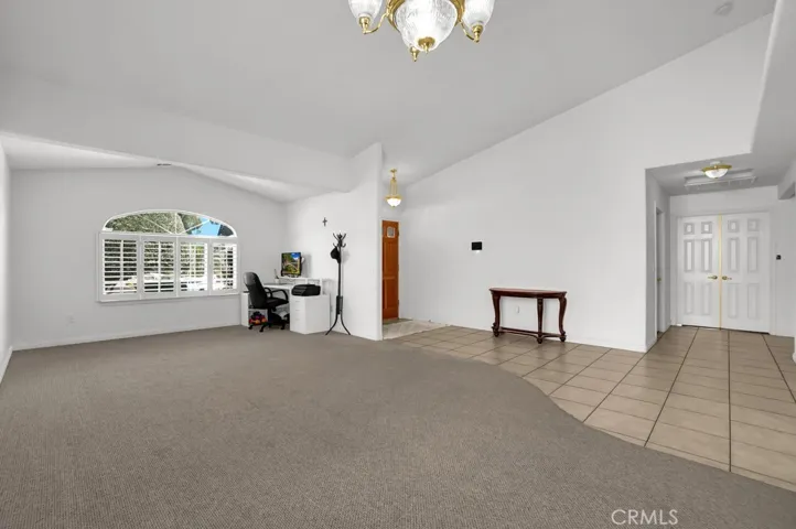 17885 Vista Point, Victorville, California 92395 — photo 5