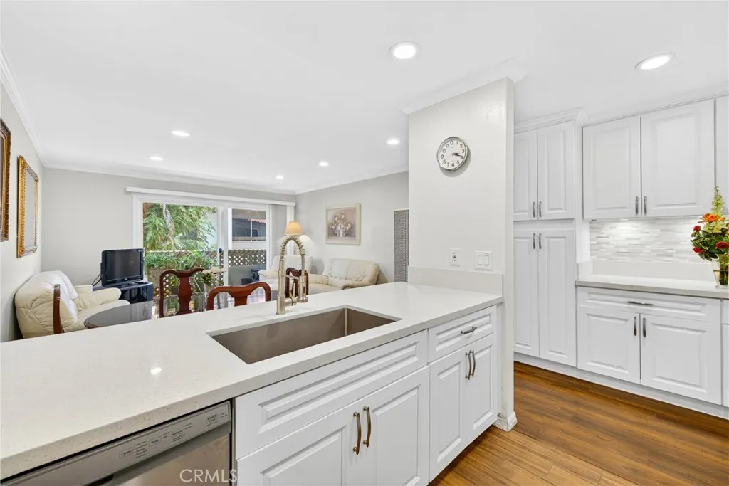 2521 W Sunflower D 3, Santa Ana, California 92704 — photo 4