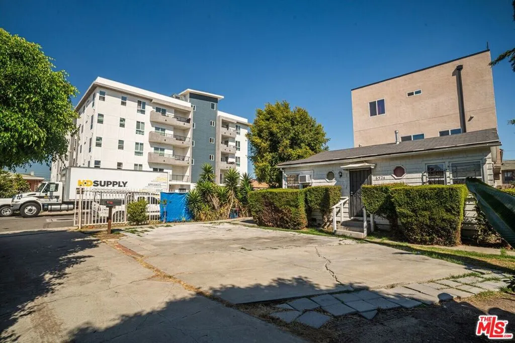 6526 Brynhurst Avenue, Los Angeles, California 90043 — photo 5