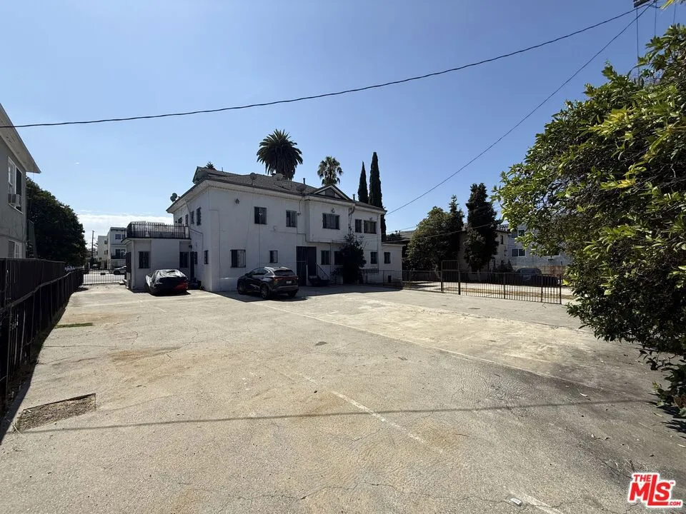 2241 Crenshaw Boulevard, Los Angeles, California 90016 — photo 5