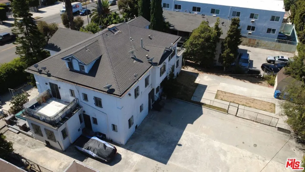 2241 Crenshaw Boulevard, Los Angeles, California 90016 — photo 4