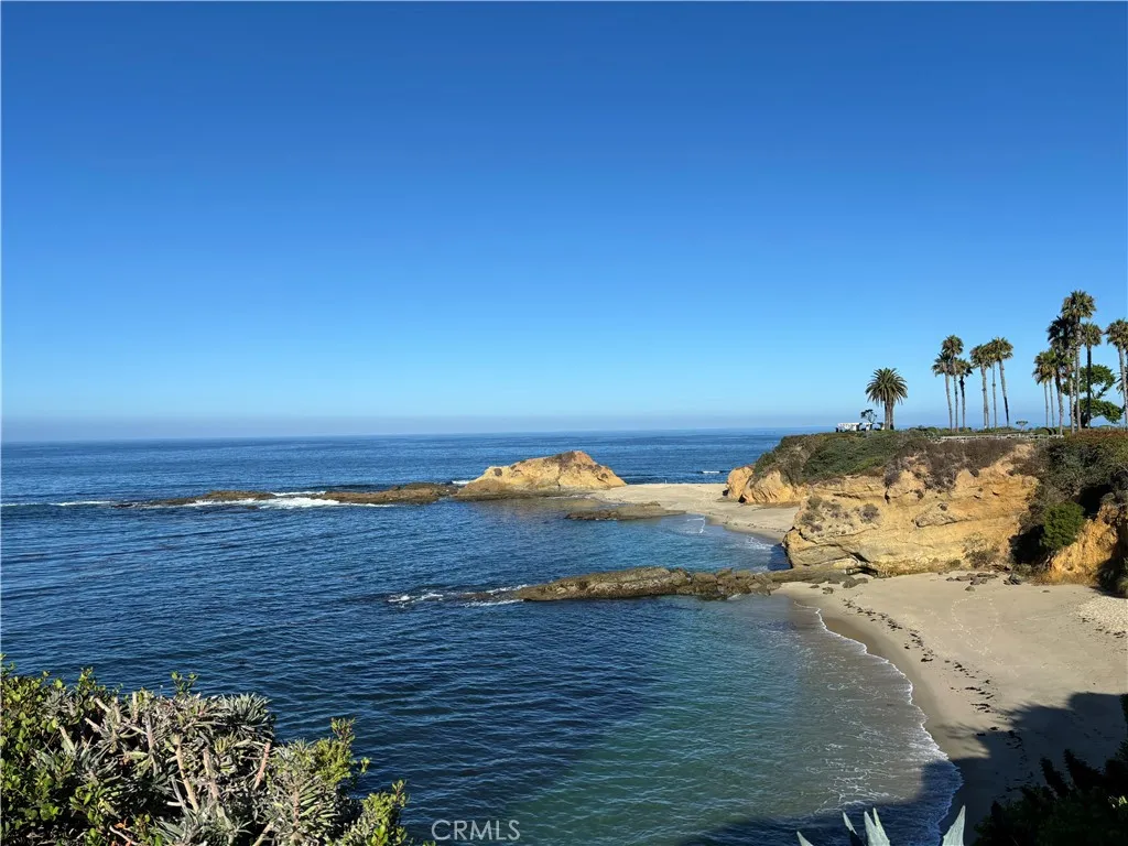 21462 Ocean Vista, Laguna Beach, California 92651 — photo 4