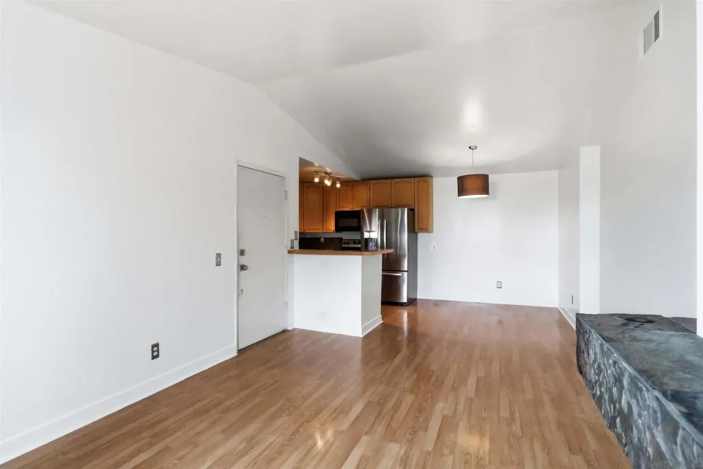 2425 Cranston Dr. 34, Escondido, California 92025 — photo 5