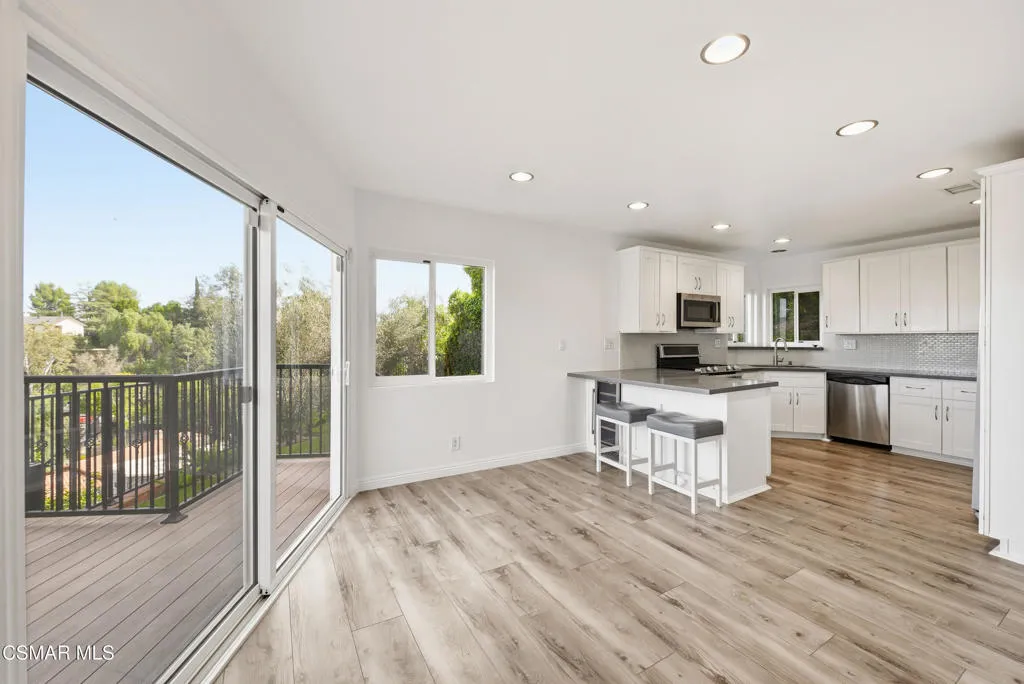 5076 Escobedo Drive, Woodland Hills, California 91364 — photo 5