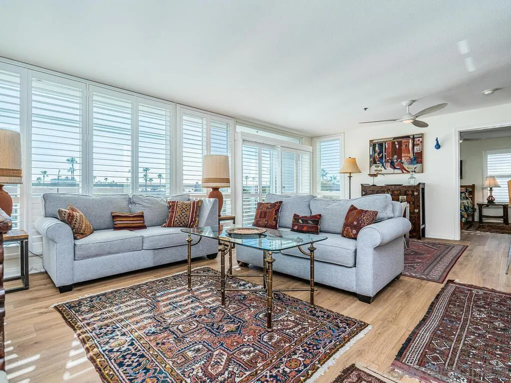 924 Hornblend Street 302, San Diego, California 92109 — photo 5