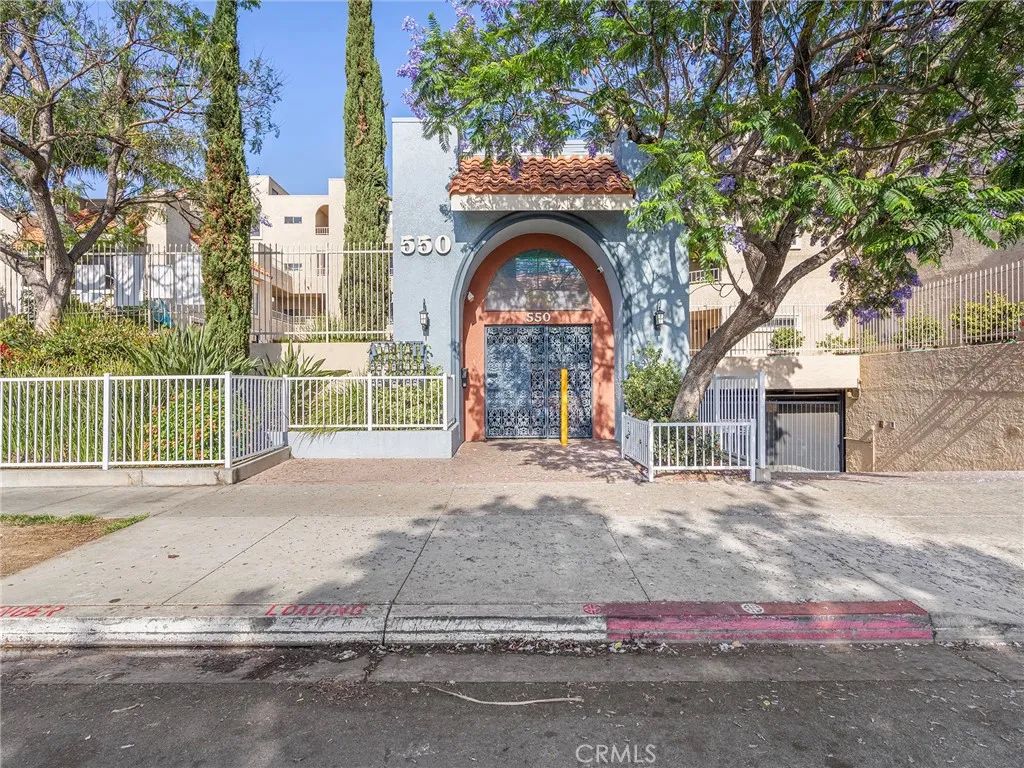 550 Orange Ave