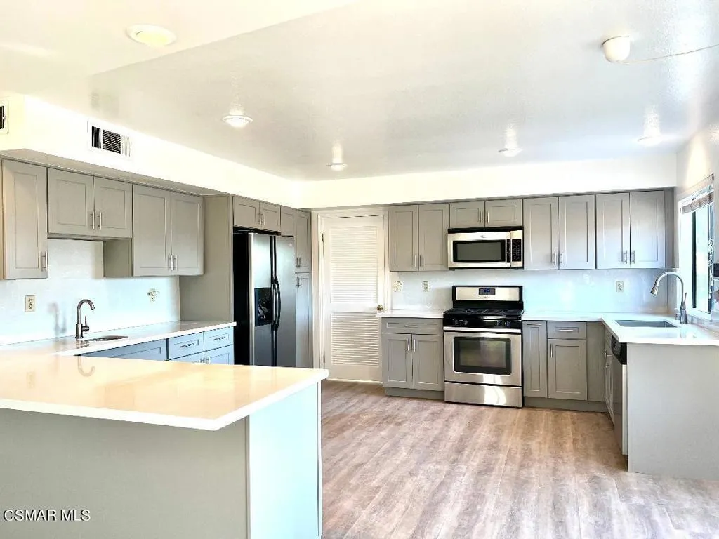 5511 Adelina Ct