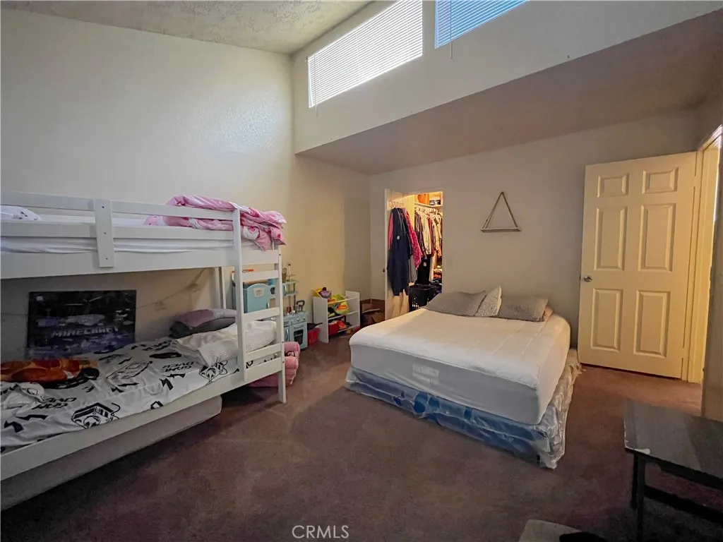 1077 S Santo Antonio Drive 4, Colton, California 92324 — photo 5