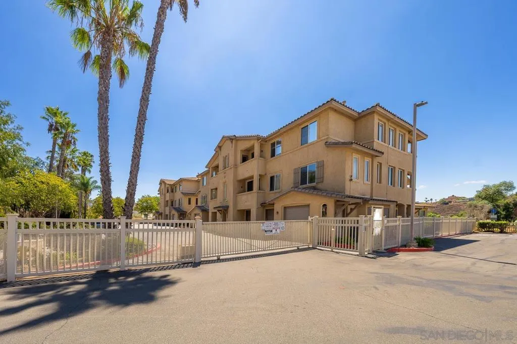 3321 Dehesa Rd