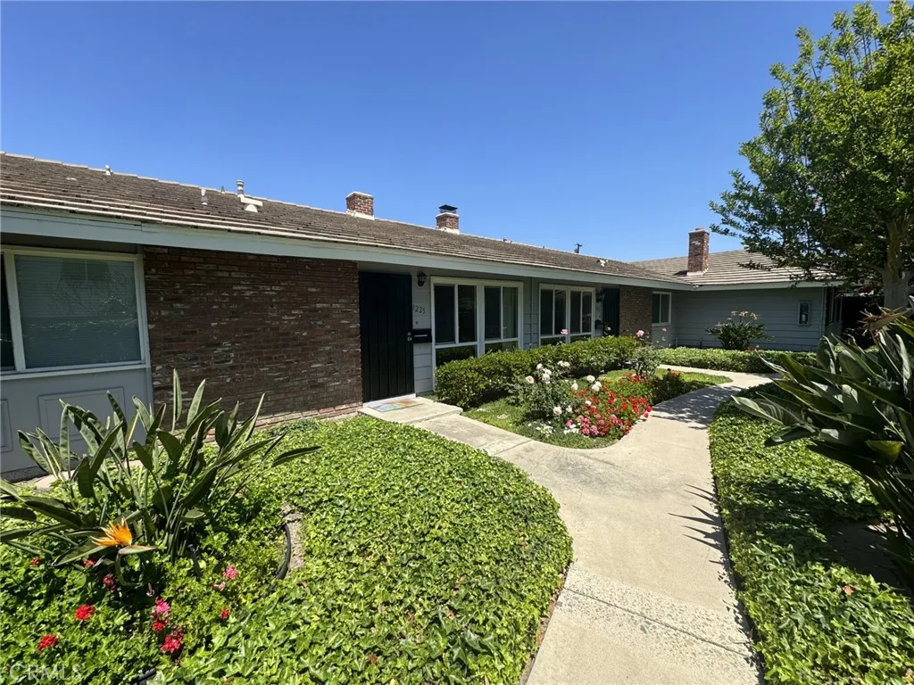 1225 E 1st, Tustin, California 92780 — photo 4