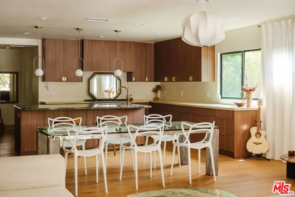 12220 Benmore Terrace, Los Angeles, California 90049 — photo 4