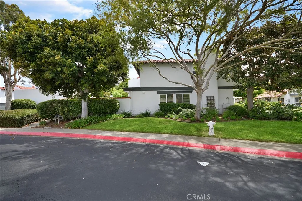 2214 Vista Hogar, Newport Beach, California 92660 — photo 4