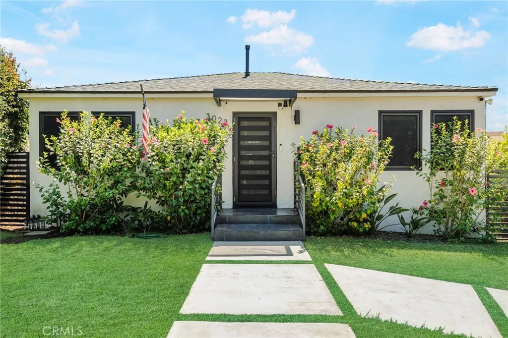 3023 Glendon