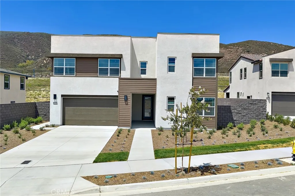 16062 Butterfly Drive, Fontana, California 92336 — photo 5