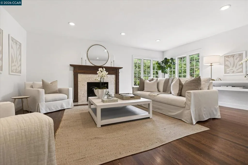 21 Camino Del Diablo, Orinda, California 94563 — photo 5