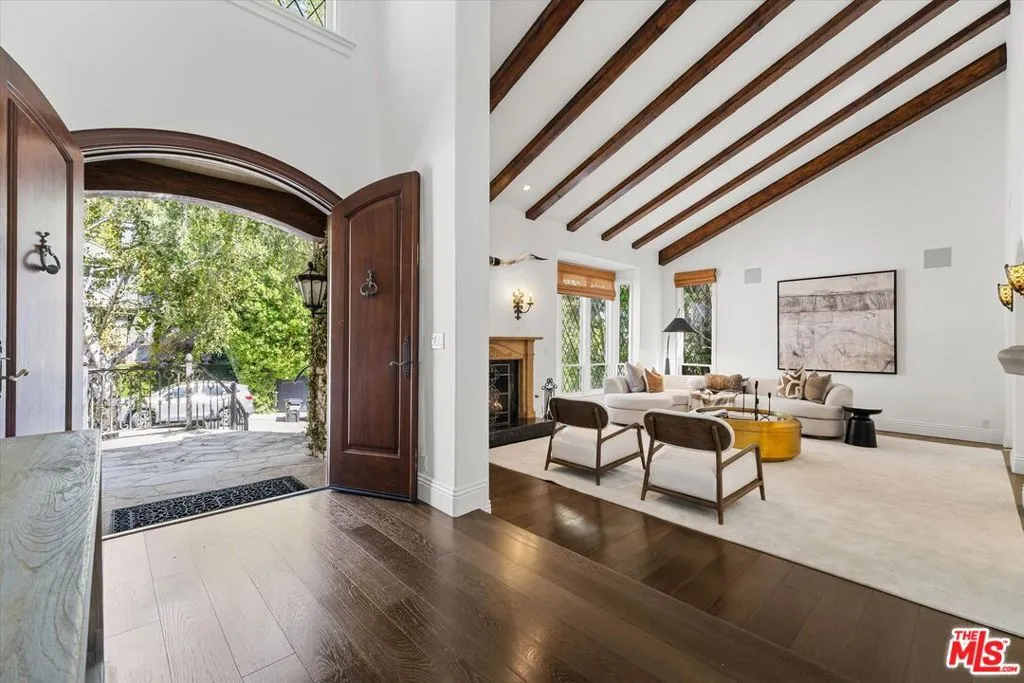3171 Abington Drive, Los Angeles, California 90210 — photo 5