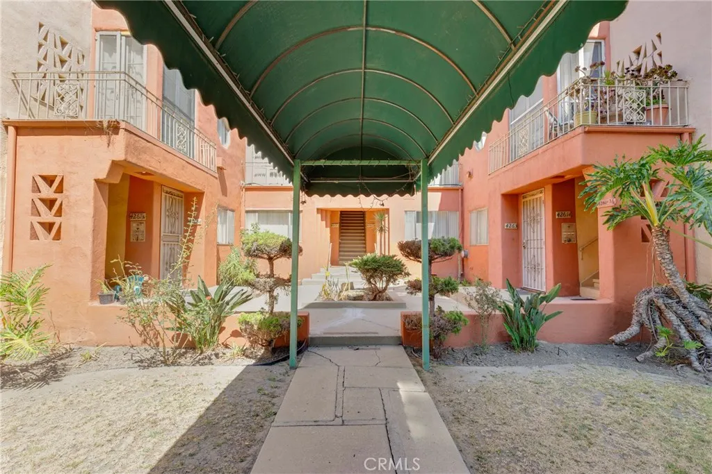 4261 Leimert Blvd