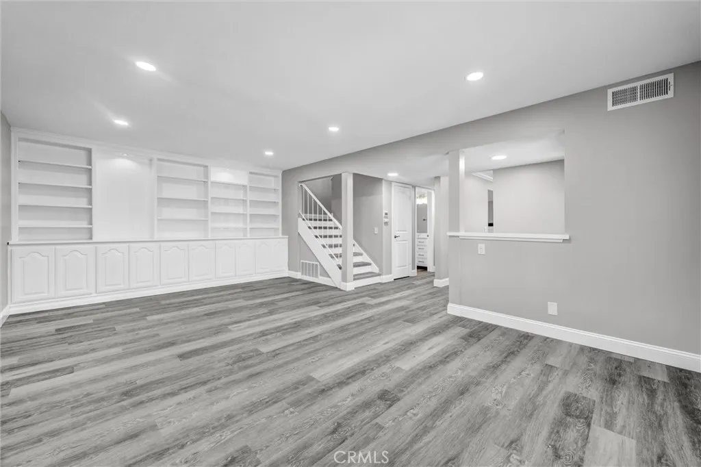 9719 Pauline Drive, Cypress, California 90630 — photo 4