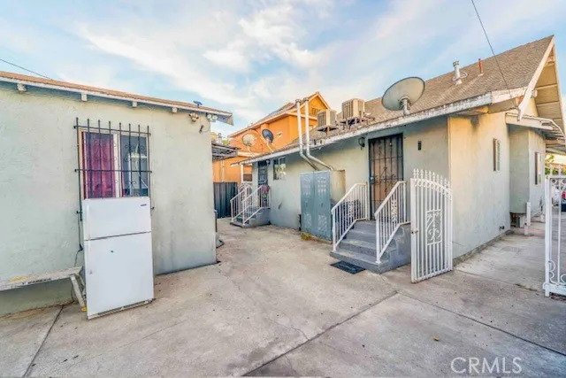 661 E 43rd Place, Los Angeles, California 90011 — photo 5