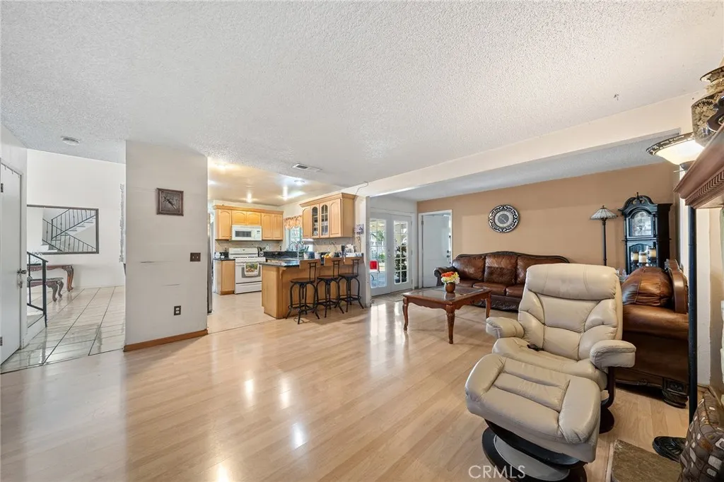 6084 Shepherd, San Bernardino, California 92407 — photo 5